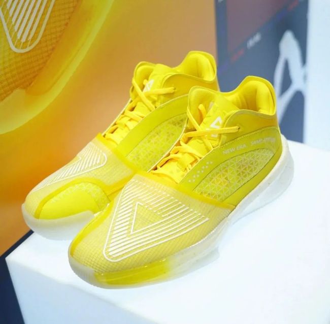 赛后埃因霍温伤情更新：NBA常规赛节点到来；悬念犹存；细节决定成败