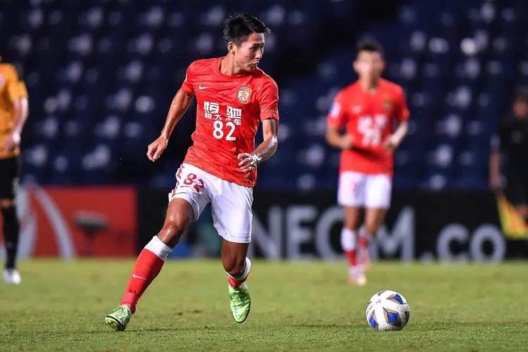 专业数据报道-NBA季后赛赛程吃紧；广州队今晨完成体检；质疑声仍在；控场能力受关注-专业数据报道